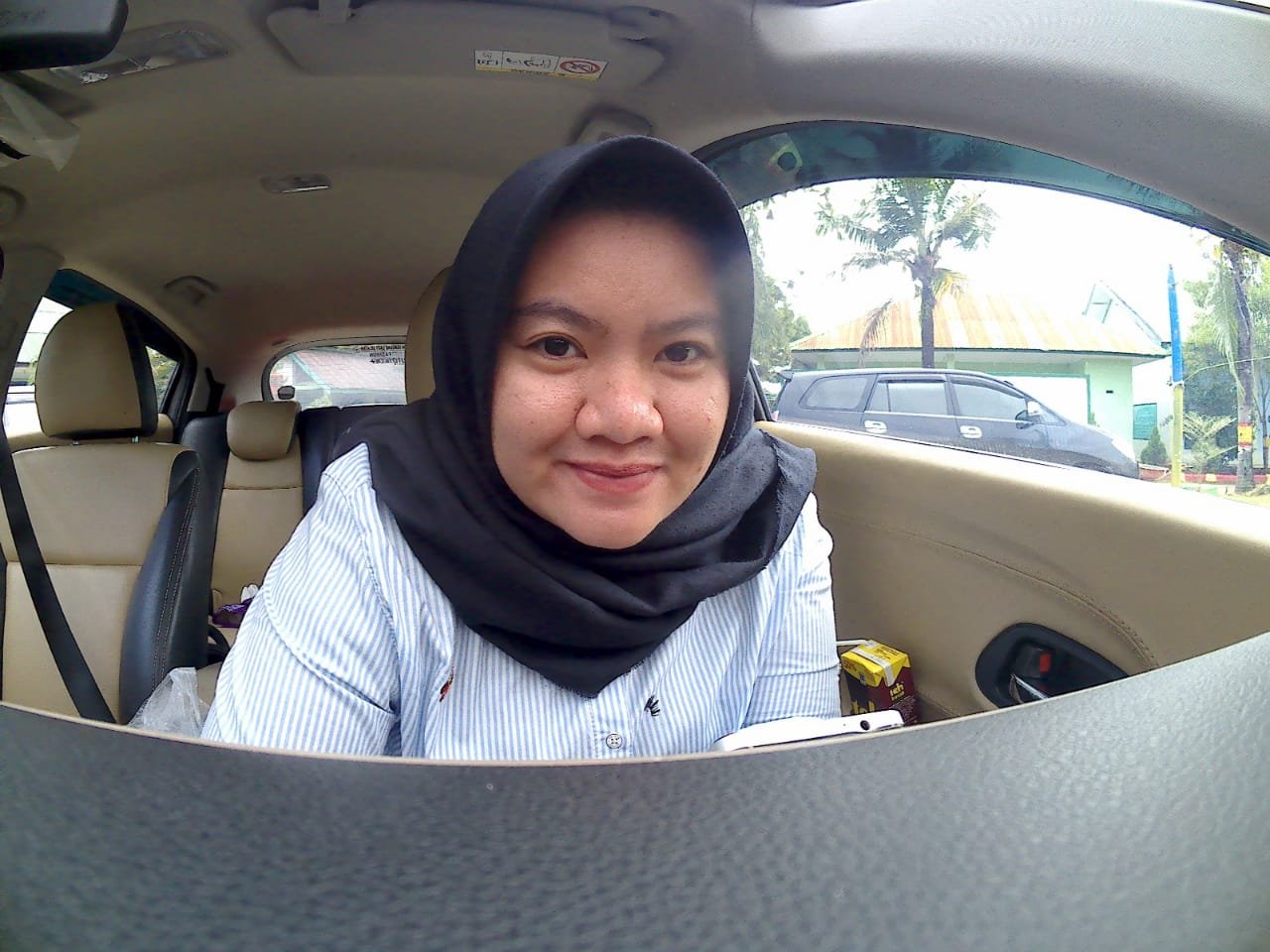 Tuti Handayani Arifin, S.Pd., MP.